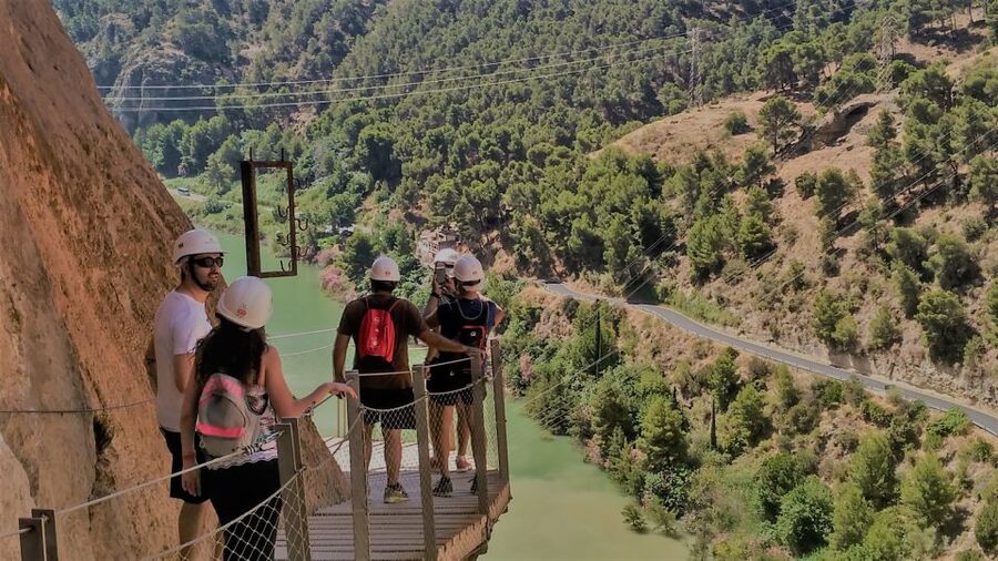 Caminito del Rey: Trekking Tour with Hiking Guide - Who should book this hike?