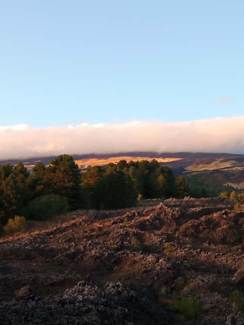 Catania: Mount Etna Sunset Trekking with Wine Tasting - The details that matter most