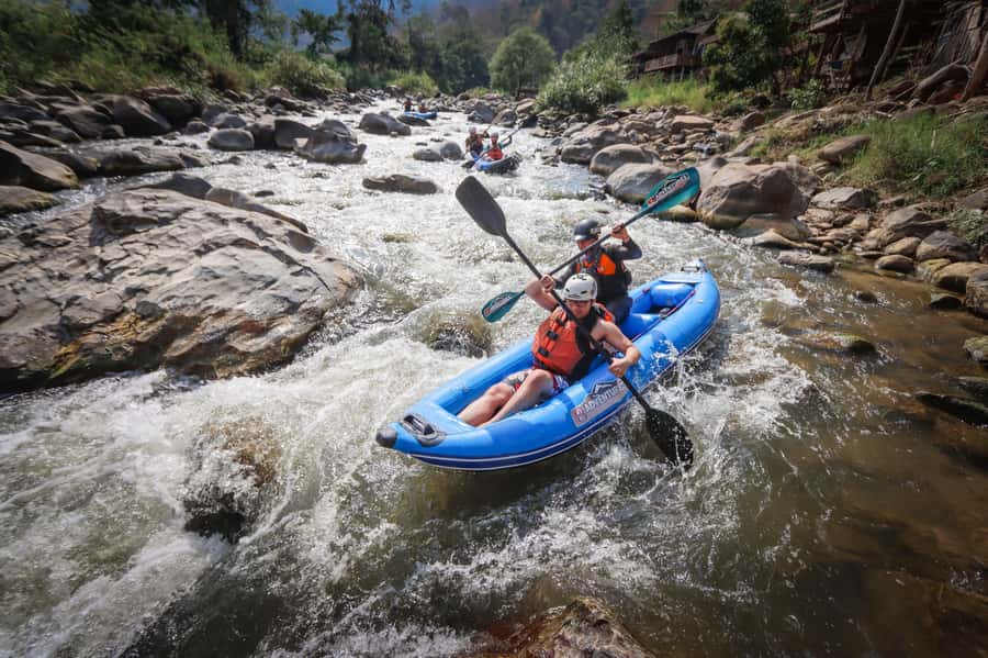 Chiang Mai: 3-Hour Trekking and Inflatable Kayaking Tour - Lunch and the useful comforts at base camp