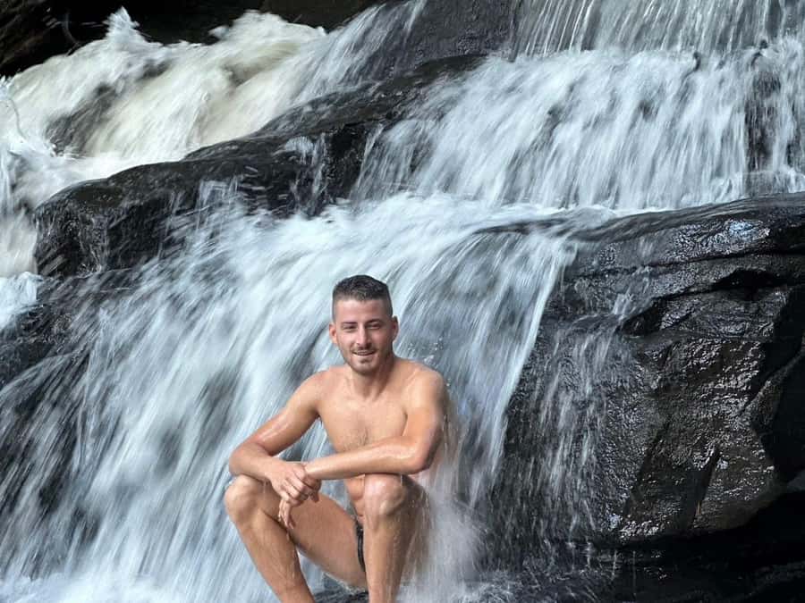 Chiang Mai: 3Days Nature&Cultural Trek in Doi Inthanon Area - The guide makes or breaks the experience