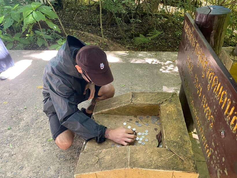 Chiang Mai: Doi Inthanon National Park and Pha Dok Siew Trek - The guides can make or break the day