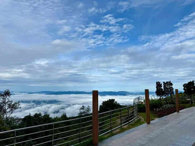 Chiang Mai: Doi Inthanon Park & 2 Hrs Trekking Pha Dok Siew - Karen coffee in Mae Klang Luang
