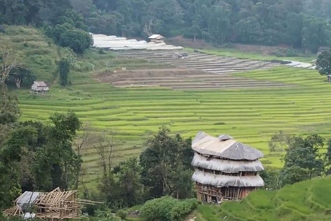 CHIANG MAI: Doi Inthanon-Trekking Pha Dok Seaw-Waterfall-Lunch - A simple local lunch