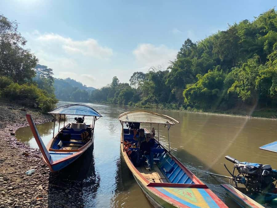 Chiang Rai: 1-Day Trekking and Longtail Boat Trip - The Mae Kok River ride takes you out of town