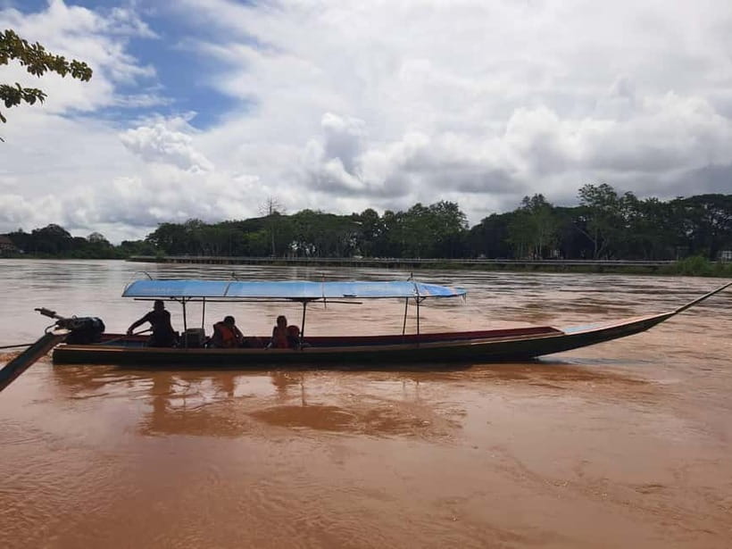 Chiang Rai Trek:Jungle Hike, Bamboo-Cooked Lunch & Boat Ride - From your Chiang Rai hotel to the Mae Kok River