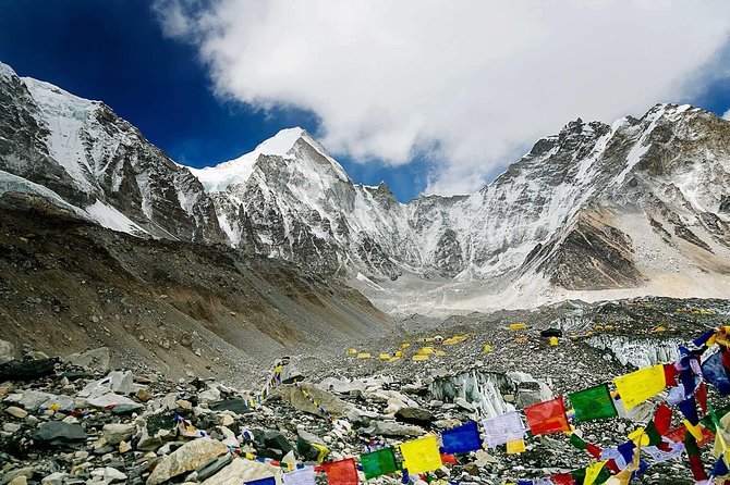 Classic Everest Base Camp Trek - Lodges, meals, and the equipment package