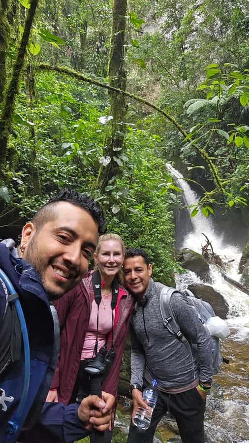 Cocora: trek to the hummingbirds sanctuary - Six bridges above the Quindío River