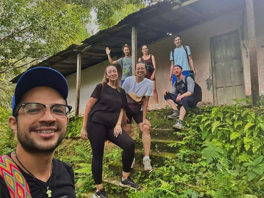 Coffee, Cocoa and Trekking Tour in Minca: Nature, Crops and Production - Crossing Puente de Minca and entering the countryside