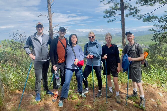 Dalat 2 Days Eco Trekking Tour - Lunch and the descent toward Tuyen Lam Lake