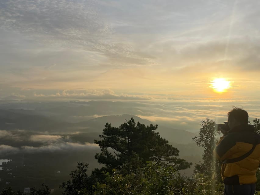 Dalat: Sunrise Trekking and Cloud Hunting experience - Optional SUP or kayaking after sunrise