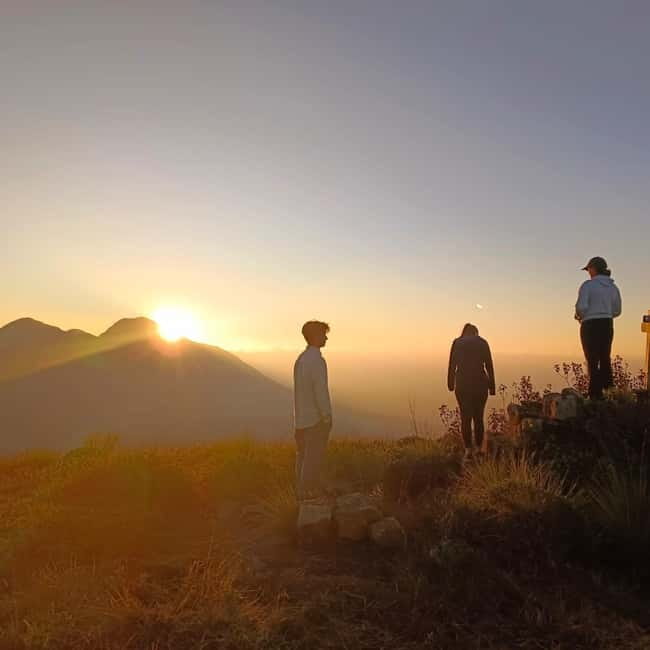 Dawn's Embrace: Sun Rise Trek at Lakshmi Hills, Munnar - Clothing, fitness, and cultural etiquette