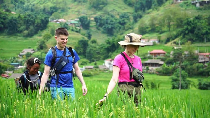 Discover Sapa: 2D1N Trekking Adventure & Cozy LaLa Homestay - Hang Da village and lunch with a view