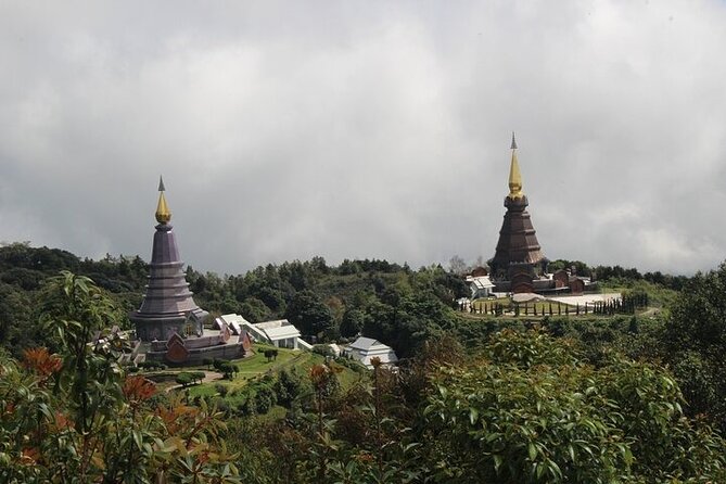 Doi inthanon National Park + 2Hour Fantastic Trekking with Lunch - The drive to Thailand’s highest peak