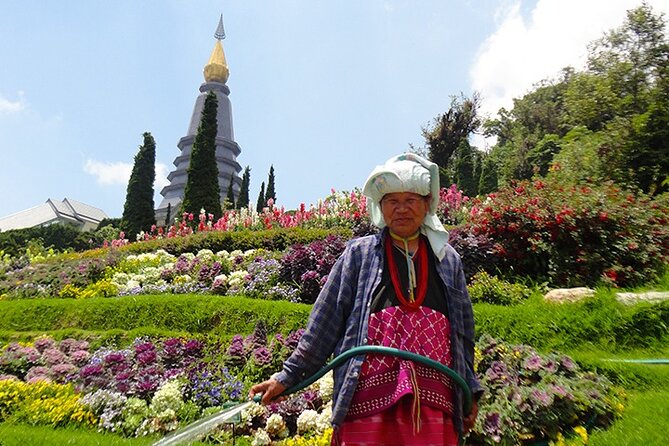 Doi Inthanon Private Trek & Lunch Tour from Chiang Mai - How the private transport affects value