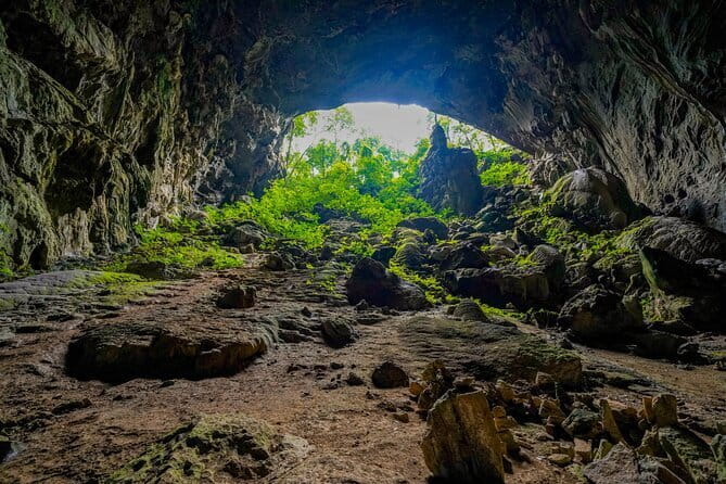 Elephant cave and Mada valley Jungle trek - 1Day - Walking to Elephant Cave