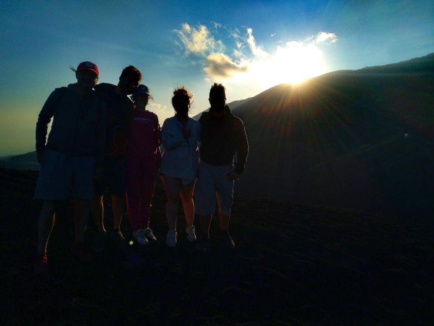 Etna Sunset Tour: Volcano trek, Cave & tasting from Catania - The guides are the heart of the tour