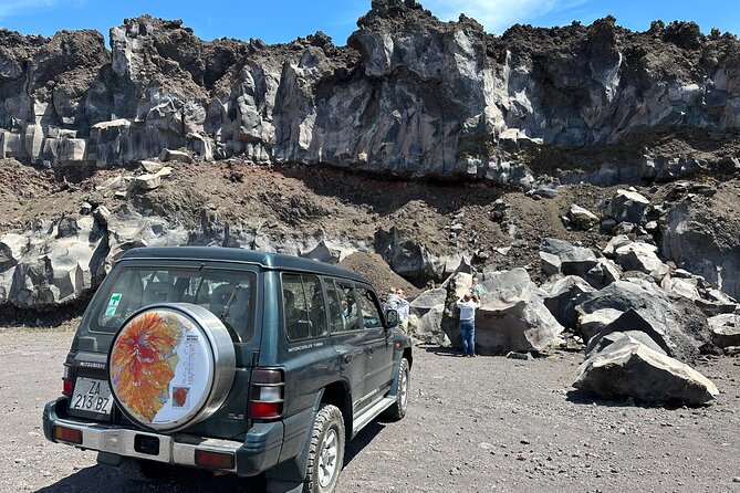 Etna trekking tour - Piano Provenzana and the long return