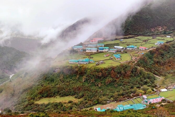 Everest Base Camp Adventure Trek 12 days - Day 7: Lobuche and a More Severe Setting