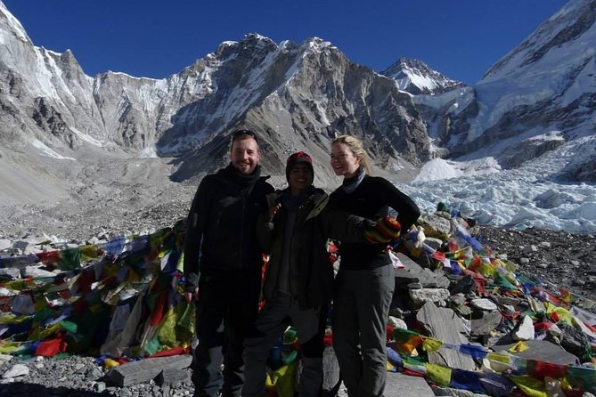 Everest Base Camp Luxury Lodge Trek - 15 Days - Day 2: Lukla to Phakding, the first mountain walk