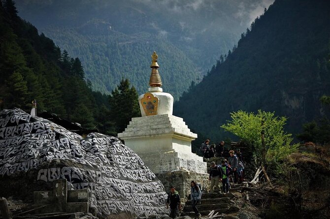 Everest Base Camp Trek 12 Days – Best Himalayan Adventure - Namche Bazaar and the first acclimatization pause