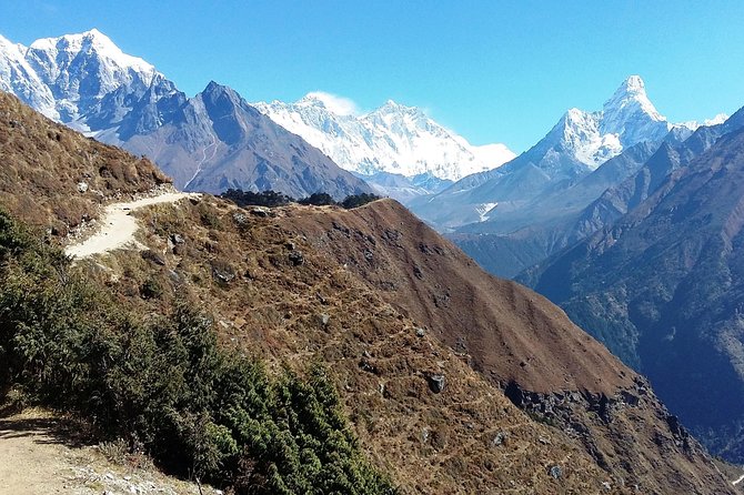 Everest Base Camp trek 12 days from Kathmandu - Day 7: Dingboche to Lobuche