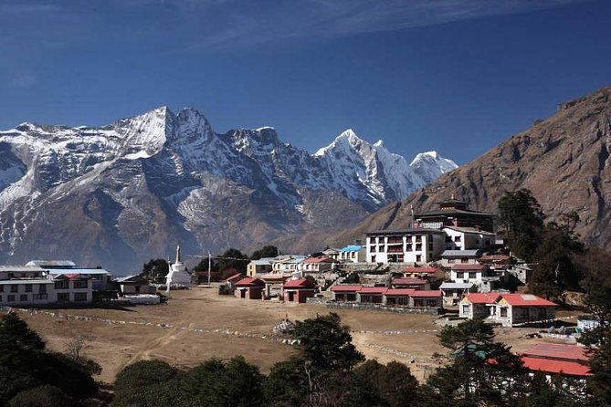 Everest Base Camp Trek 12 Days - Day 1: The Lukla flight and walk to Phakding