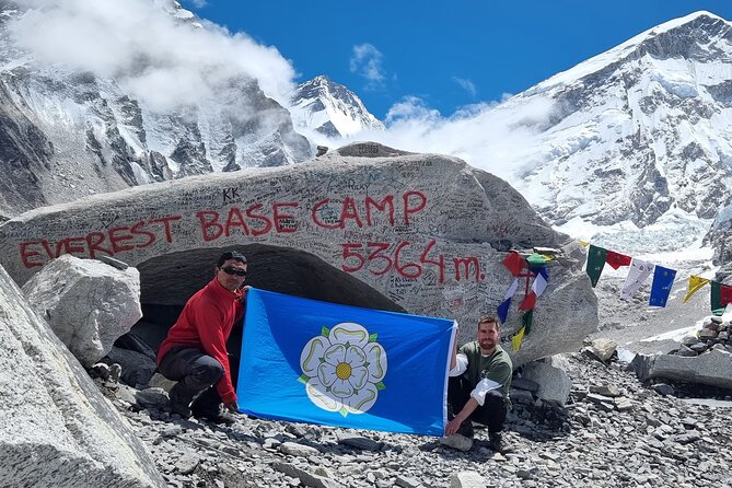 Everest Base Camp Trek 15 Days - A closer look at the guide and porter support