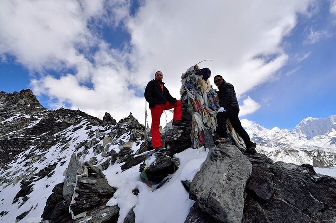 Everest Base Camp Trek 15 Days - Meals, sleeping gear, and what the $2,400 price covers