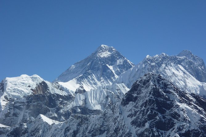 Everest Base Camp Trek - 16 Days - Day 3: The dramatic start from Lukla to Phakding