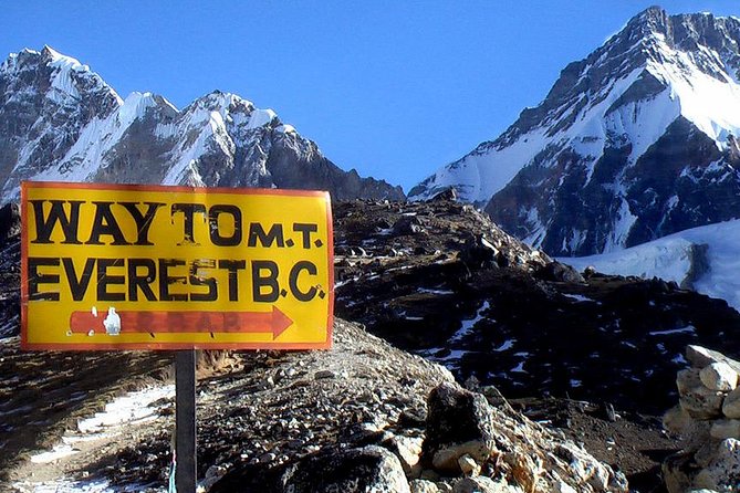 Everest Base Camp trek in 14 days - Tengboche brings monasteries and hard climbing