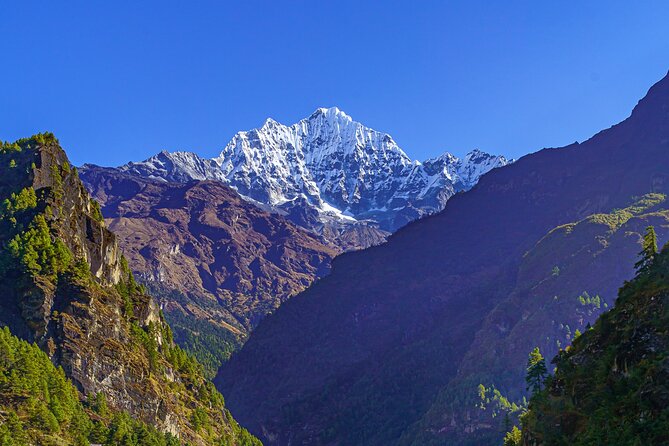 Everest Base Camp Trekking - 13 Day - Day 3: Along the Dudh Koshi to Namche Bazaar