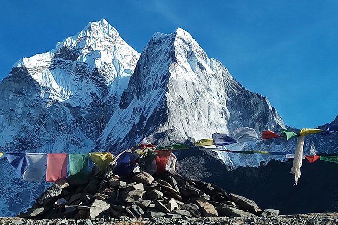 Everest Base Camp Trekking - The Lukla flight and the first walk into the Khumbu