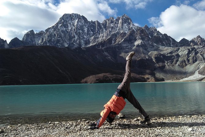 Everest Base Camp Yoga Trek - 15 Days - Day 11: Kala Patthar brings the best mountain view