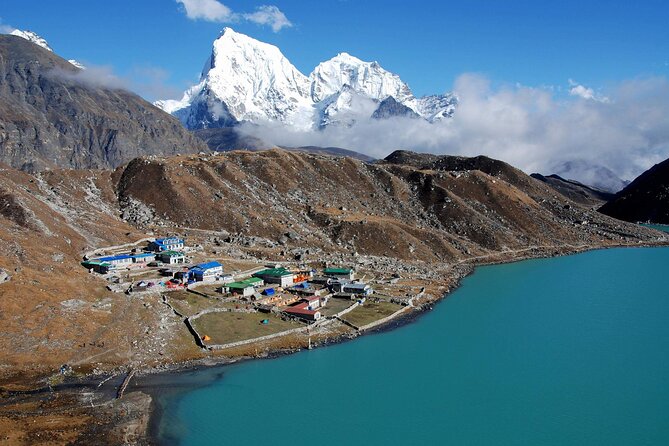 Everest Gokyo Lake Trek - Day 7: The early climb to Gokyo Ri