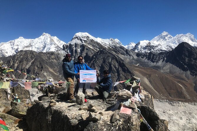 Everest Gokyo Trek Multi Day Private Tour with Pickup - Mong La, Phortse Tanga, and the move toward Gokyo