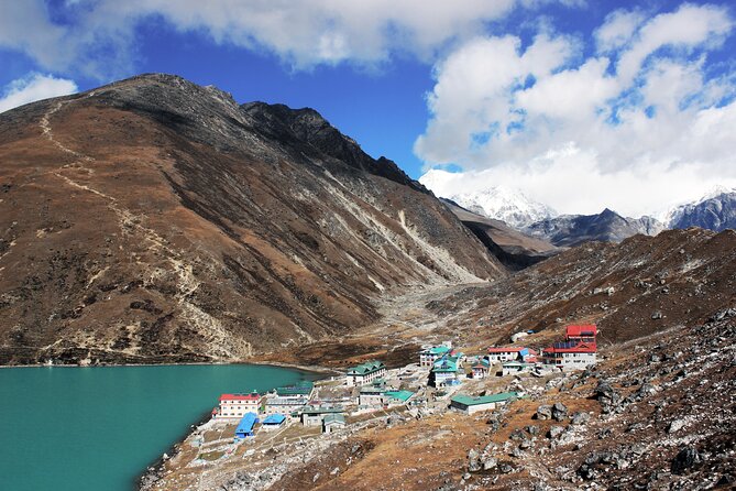 Everest Gokyo Valley Trek - 12 days - Day 5: Forest, yak pastures, and the approach to Gokyo