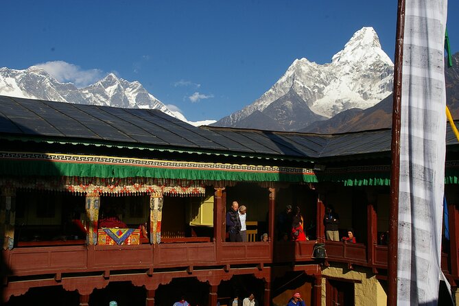 Everest Panorama Trek - Day 5: Back toward Monjo through forest