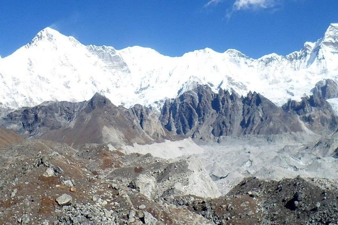 Everest Three Pass Trek 18 Days - Renjo La completes the high-pass circuit