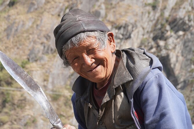 Experience the Thrill of a Lifetime:12-Days Manaslu Circuit trek - Days 1 and 2: Long roads, river paths, and Machhakhola