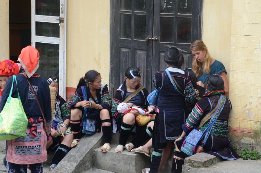 Explore Sa Pa with Overnight Train & Sleeper Bus & Trekking - Choosing the long Lao Chai to Ta Van trek