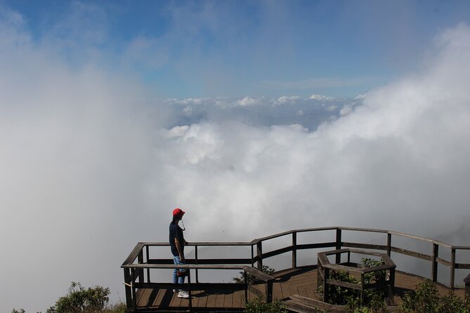 Fantastic! Famous Doi Inthanon National park tour with 2hr trekking - Meeting the Karen community at Ban Mae Klang Luang