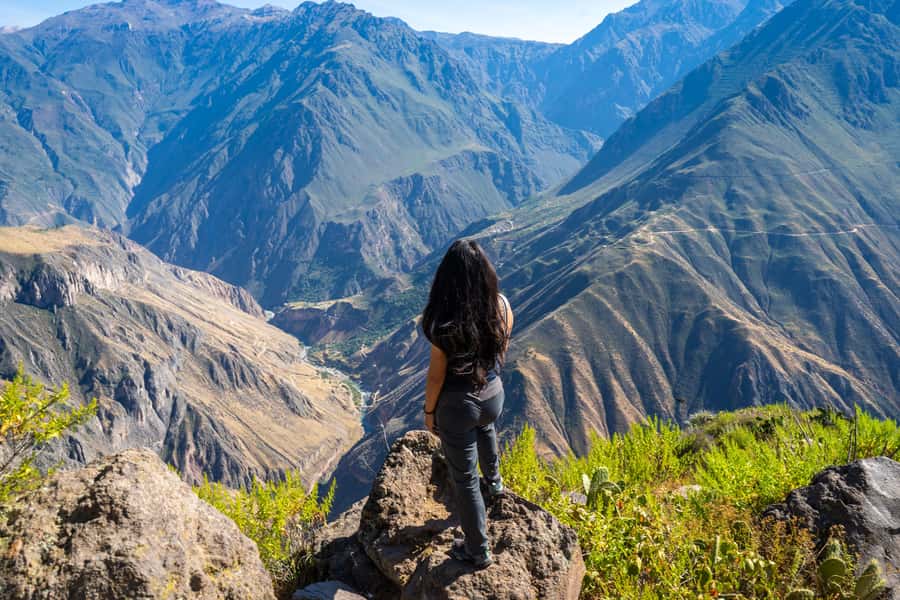 From Arequipa: 2-Day Colca Canyon Trekking Tour - The 4:30 a.m. climb back to Cabanaconde