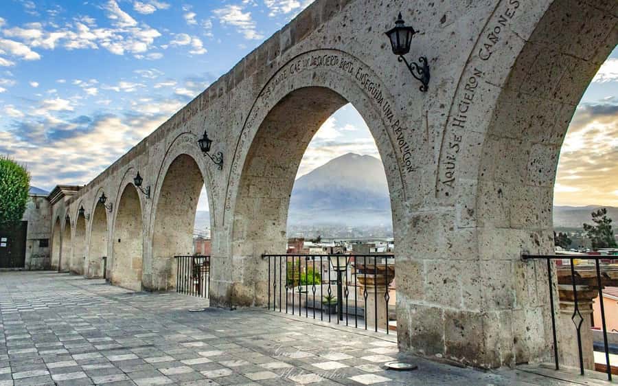 From Arequipa: Sillar Route Trek - Guide quality can shape the whole experience