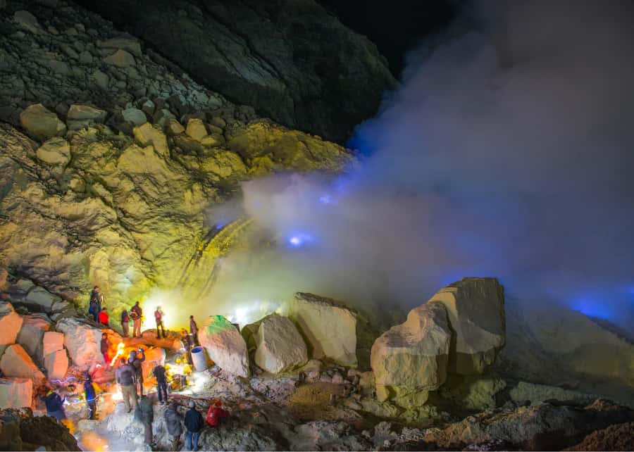From Bali: Private Mount Ijen Crater Volcano Midnight Trek - The return trip can test your patience
