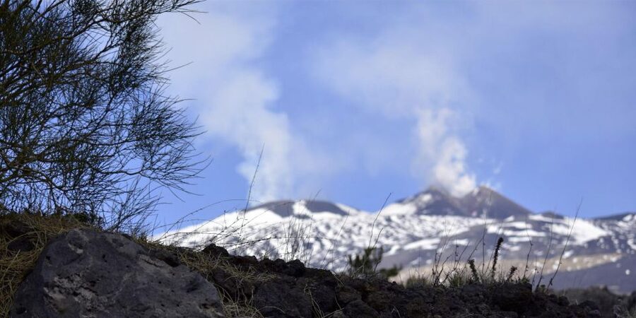 From Catania: trek on Mount Etna, Lava Cave & tasting Tour - Key points to know before booking