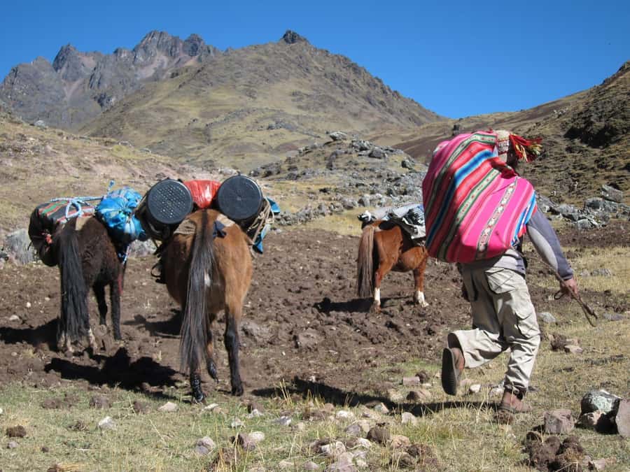 From Cusco: 7 Lakes Ausangate Trek with Breakfast and Lunch - What the $29 price really buys you