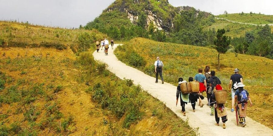 From Hanoi: 2-Days Sapa Trekking Tour Lao Chai and Cat Cat - The Lao Chai to Ta Van trek is the main event