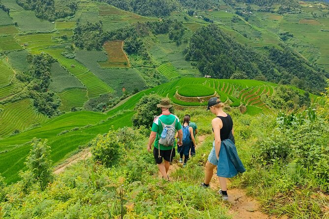 From Hanoi: 2D1N Mu Cang Chai Private Trekking & Homestay - A family homestay that keeps the trip personal