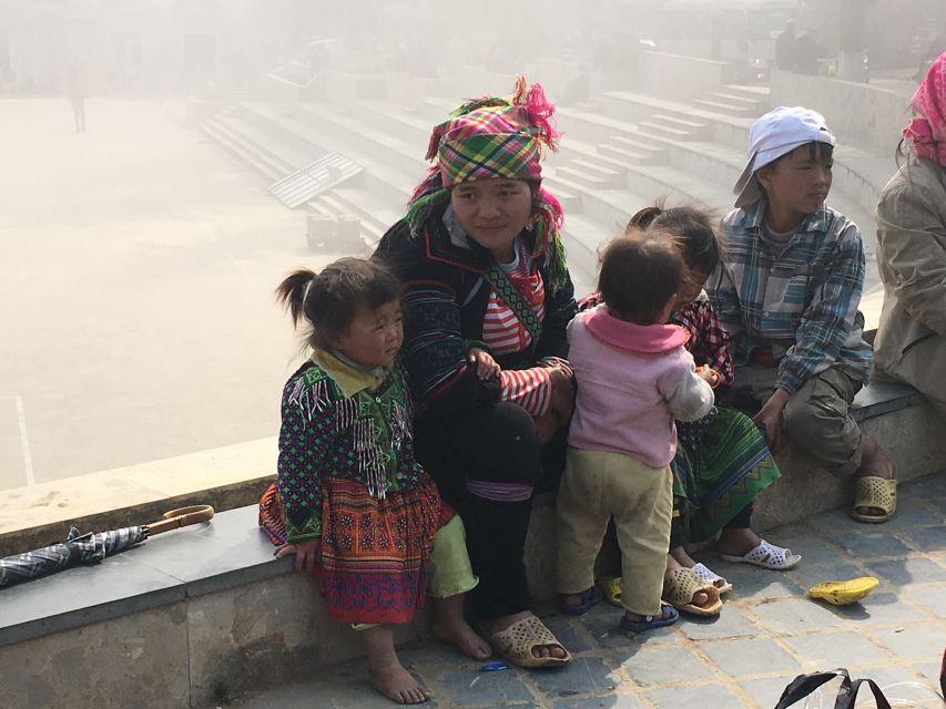 From Hanoi: 3-Day Sapa Trekking with Limousine Transfer - A free morning and the optional Fansipan plan
