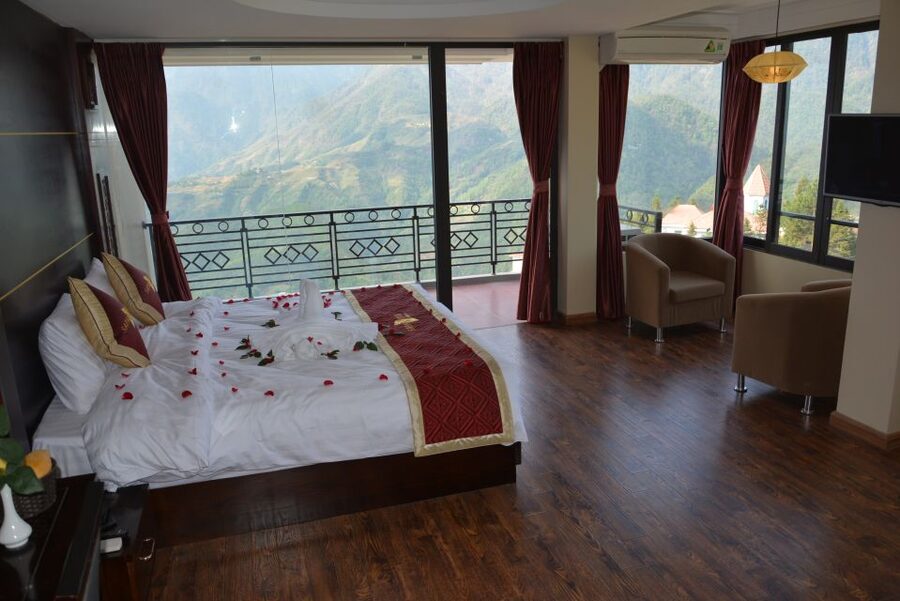 From Hanoi: Sapa 3-Day Medium Trek and Limousine Trip - Who should book this three-day Sapa trek?